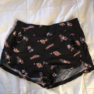 Express Shorts